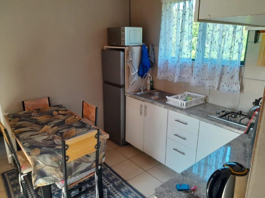 6 Bedroom Property for Sale in Paradise Beach Eastern Cape